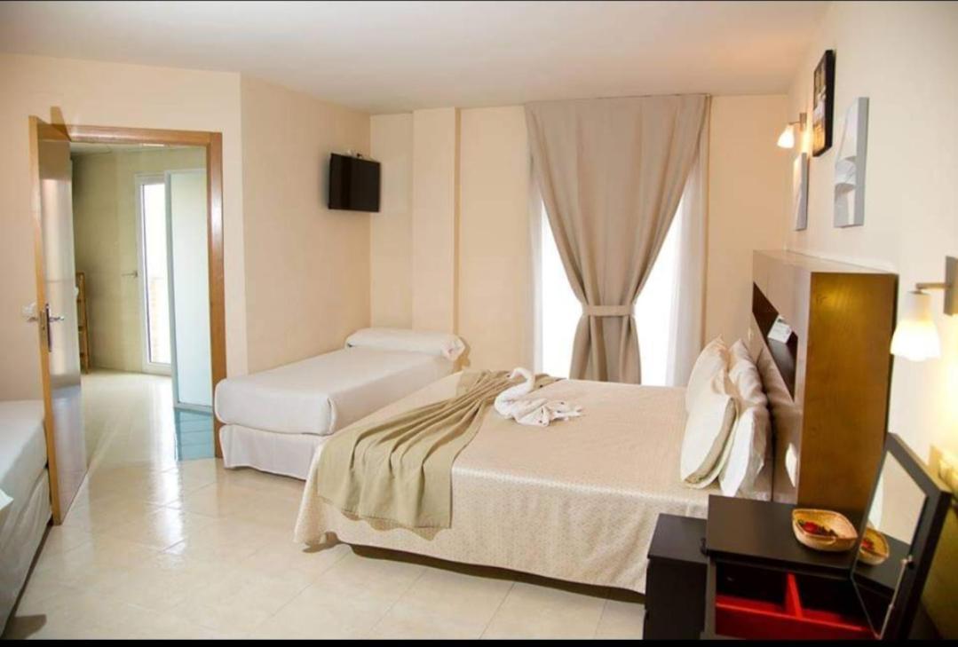 Hostal San Marcos San Martín de la Vega Exterior photo